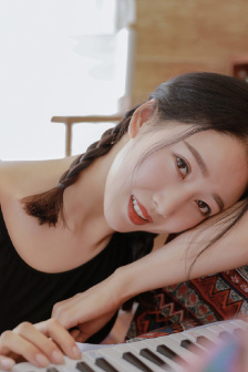 第一次爱的人视频